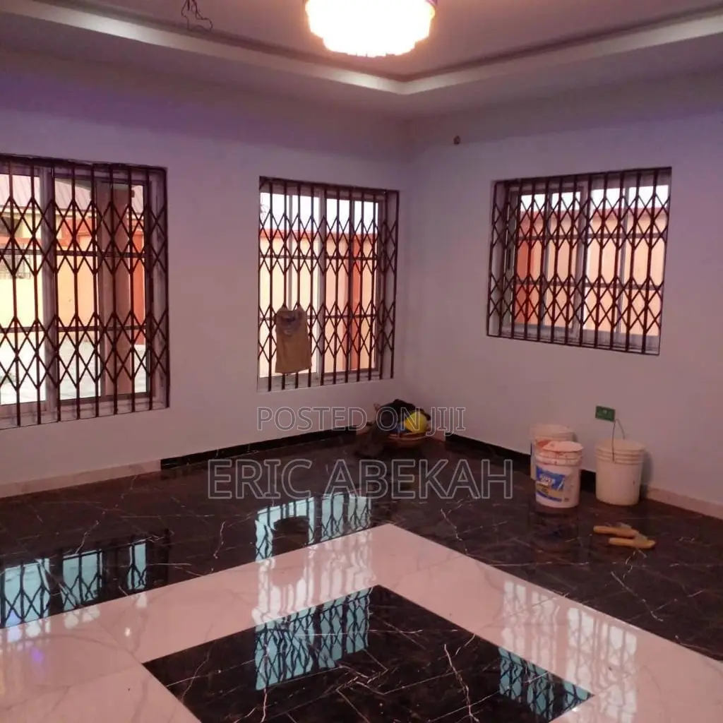 Furnished 3bdrm House in Ofankoor, Awutu Senya East Municipal for sale