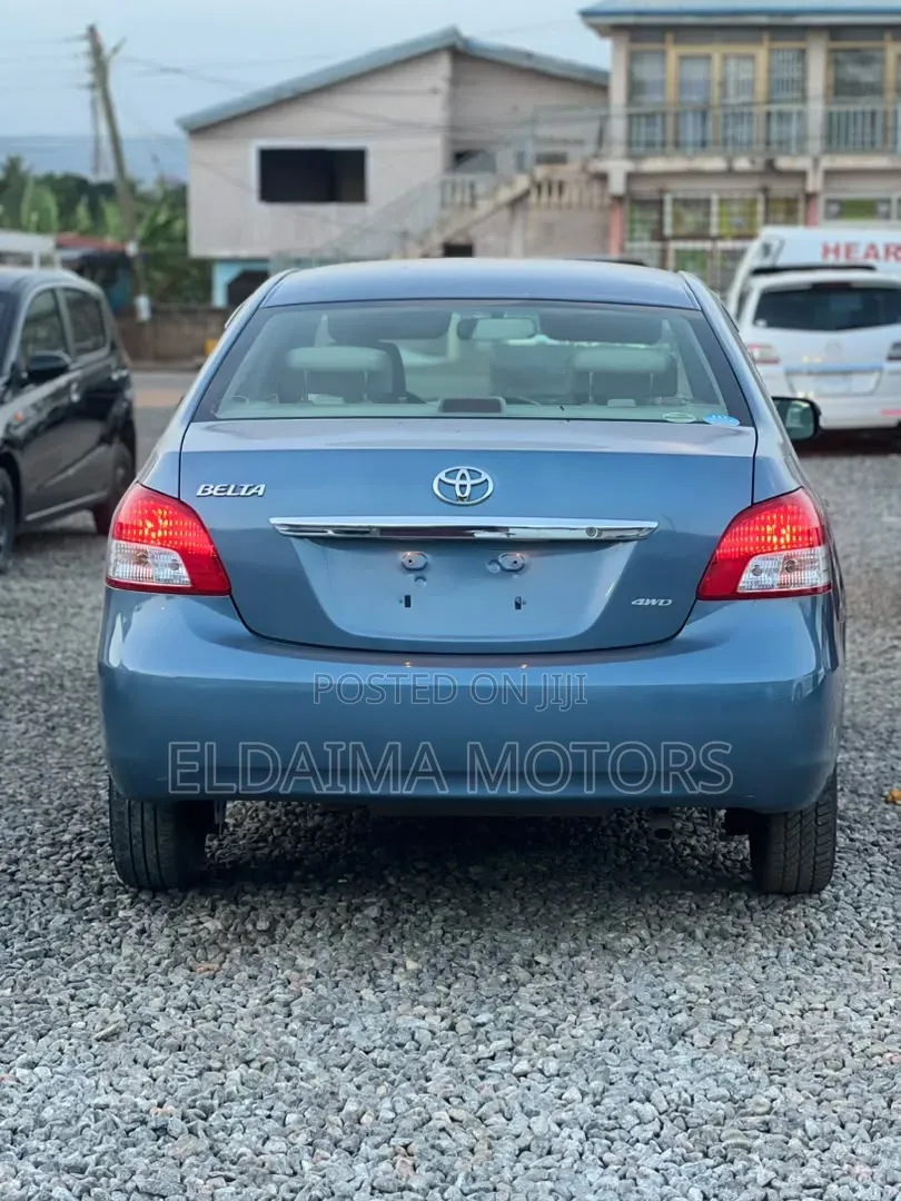 Toyota Belta 2012 Blue