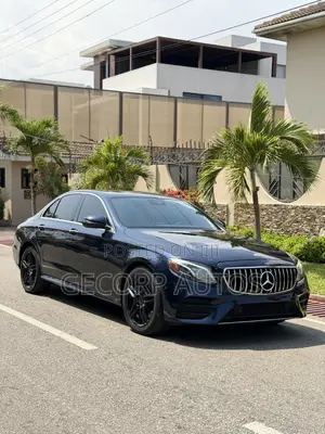 Mercedes-Benz E300 2018 Blue