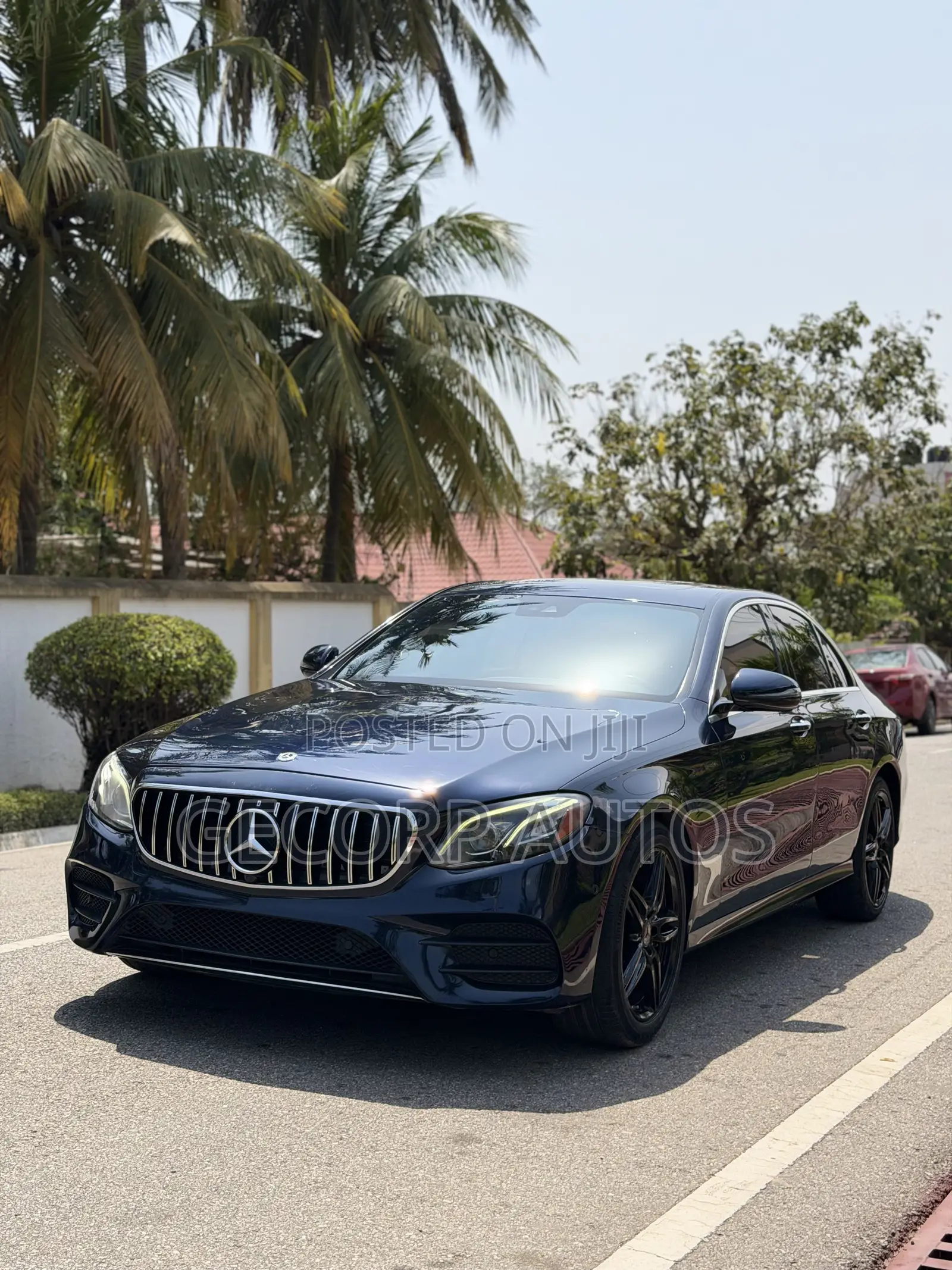 Mercedes-Benz E300 2018 Blue