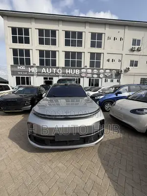 Li Auto L9 1.5 Hybrid AWD 2022 Gray