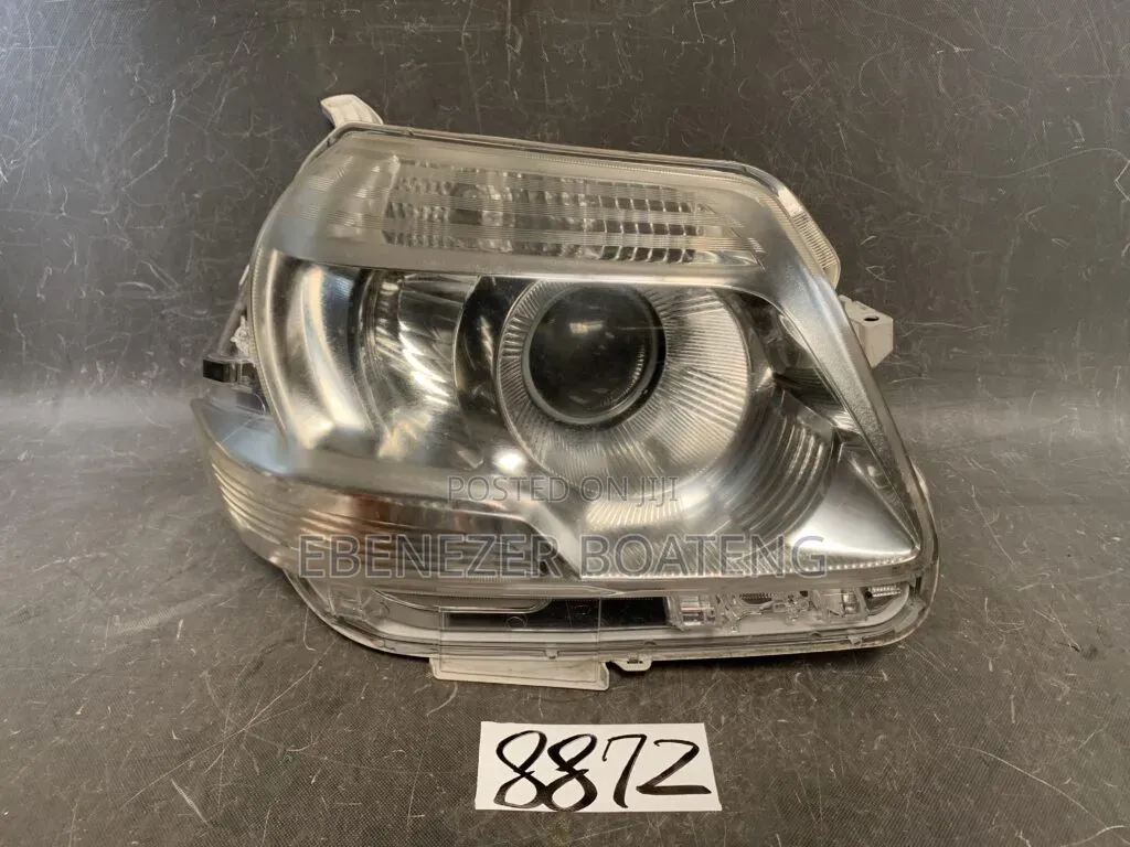 Toyota Sienta Headlight 2013 2014 Model