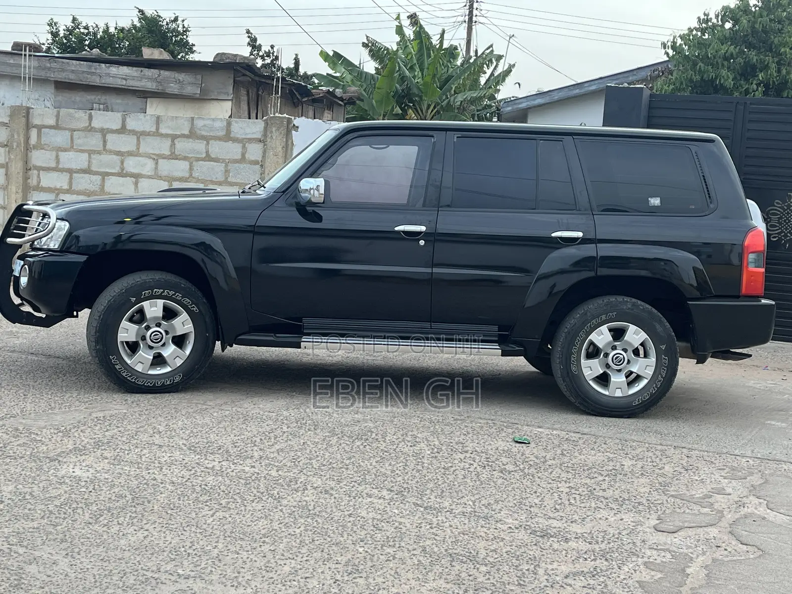 Nissan Patrol 2015 Black