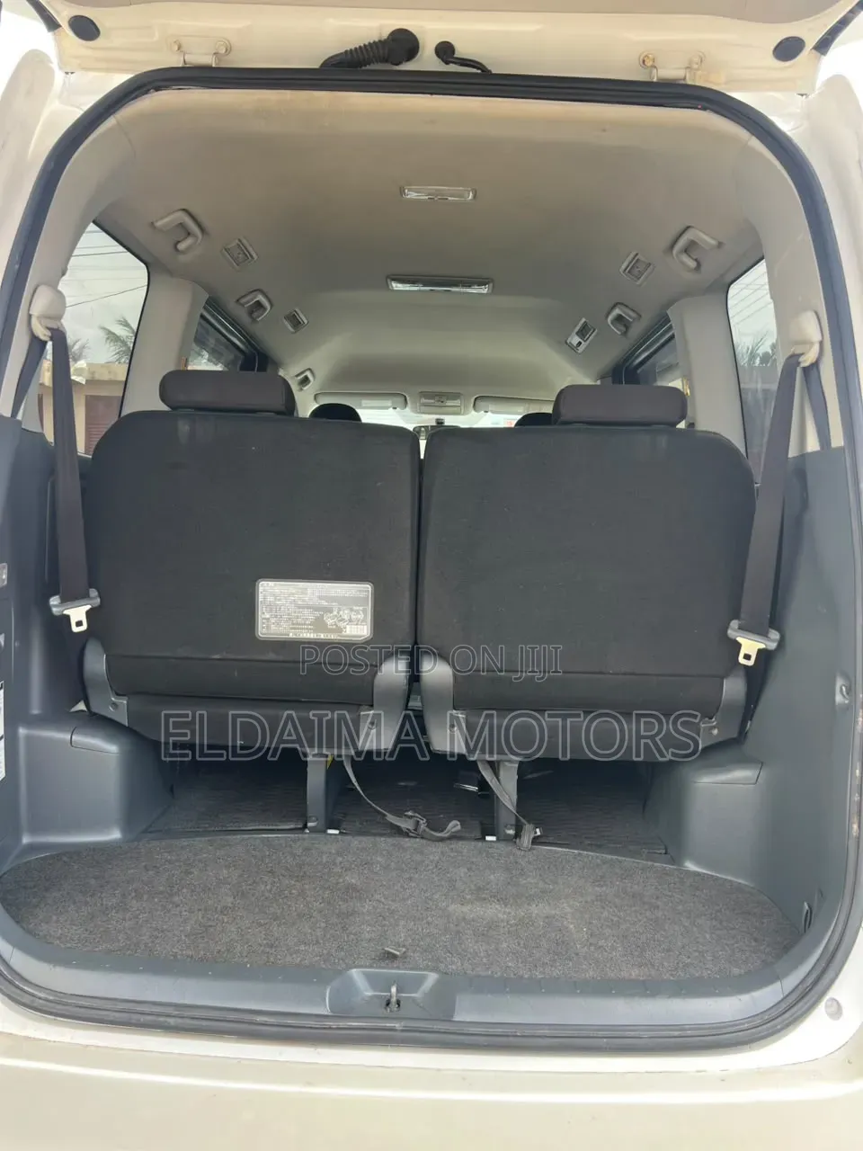 Toyota Voxy 2012 Gray