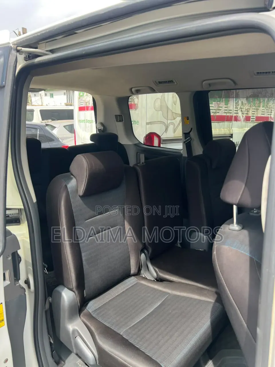 Toyota Voxy 2012 Gray