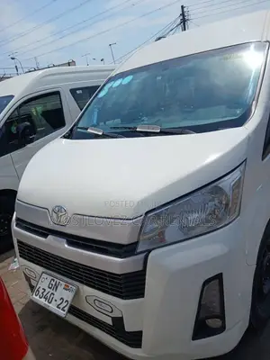 Car for Rent 13 Seater Hiace Van