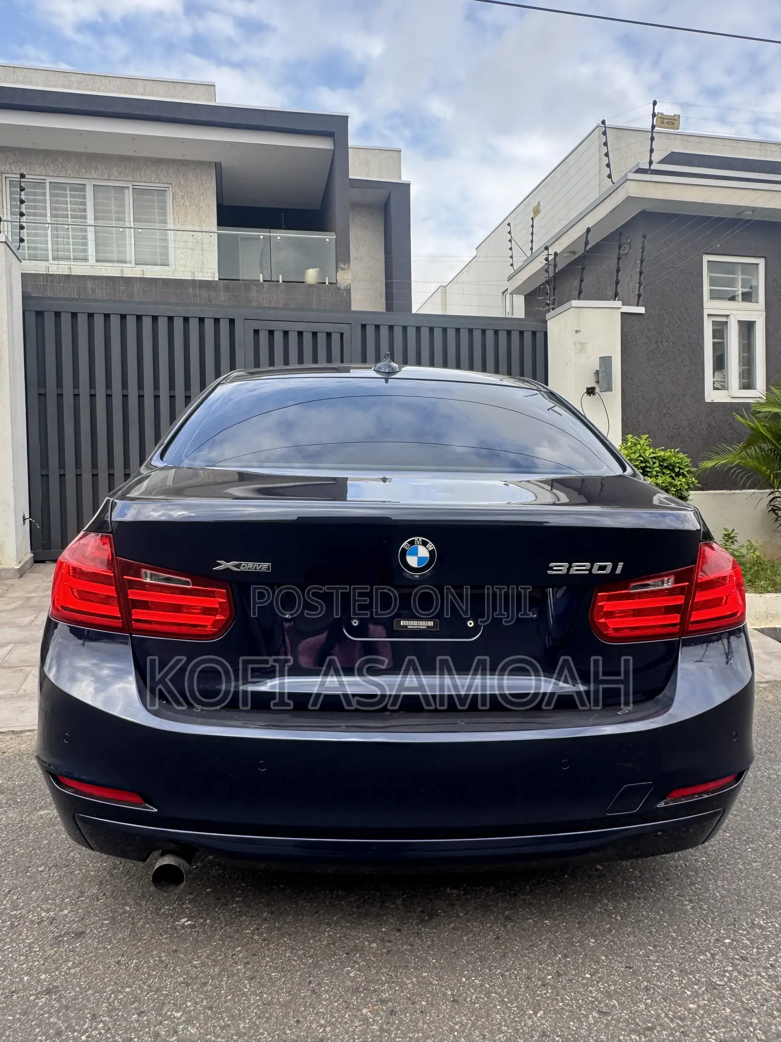 BMW 320i Sedan RWD 2015 Blue
