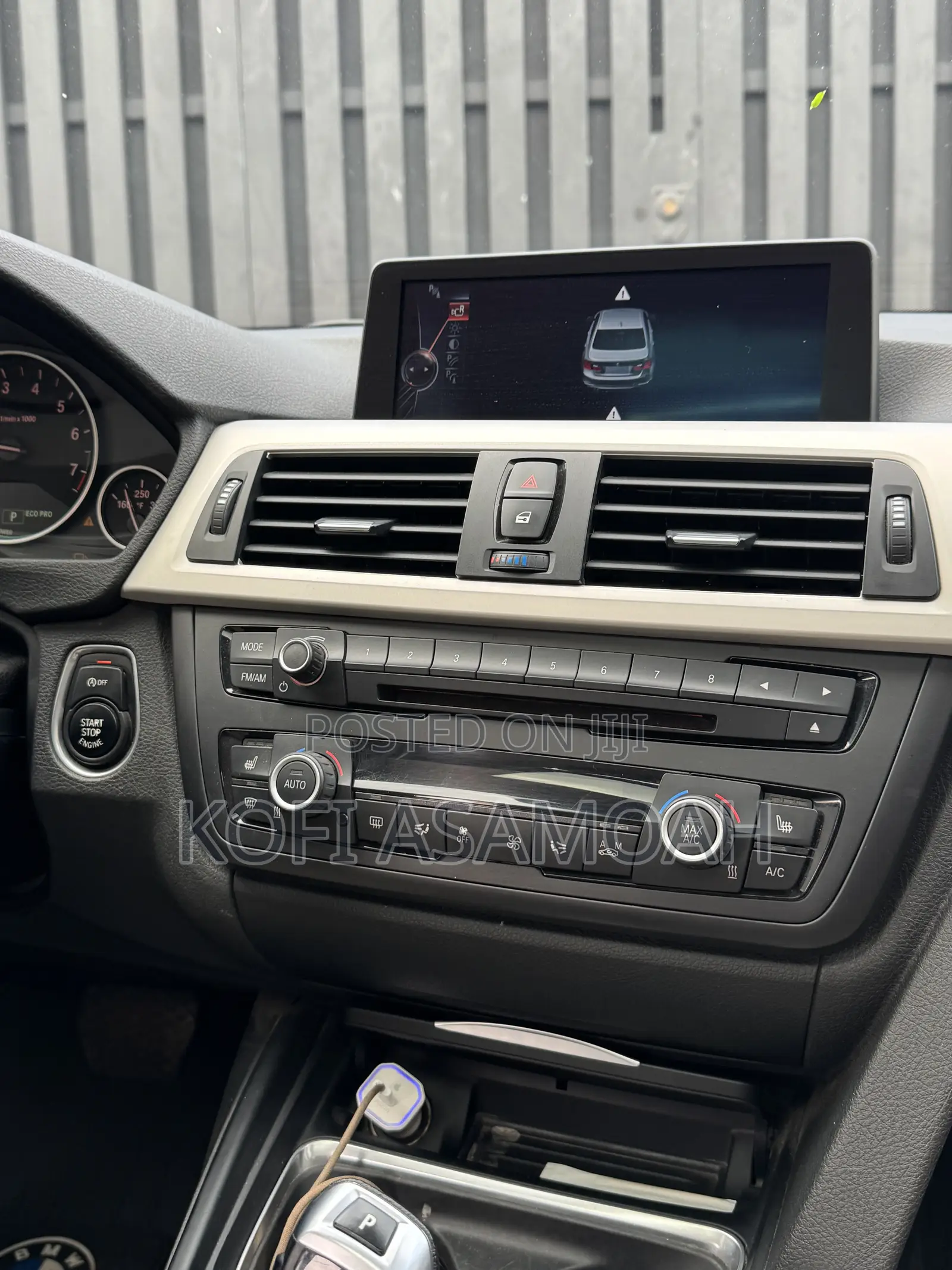 BMW 320i Sedan RWD 2015 Blue
