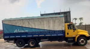 International 4000 Series 10-Wheeler Cargo Truck – Diesel – For Sale