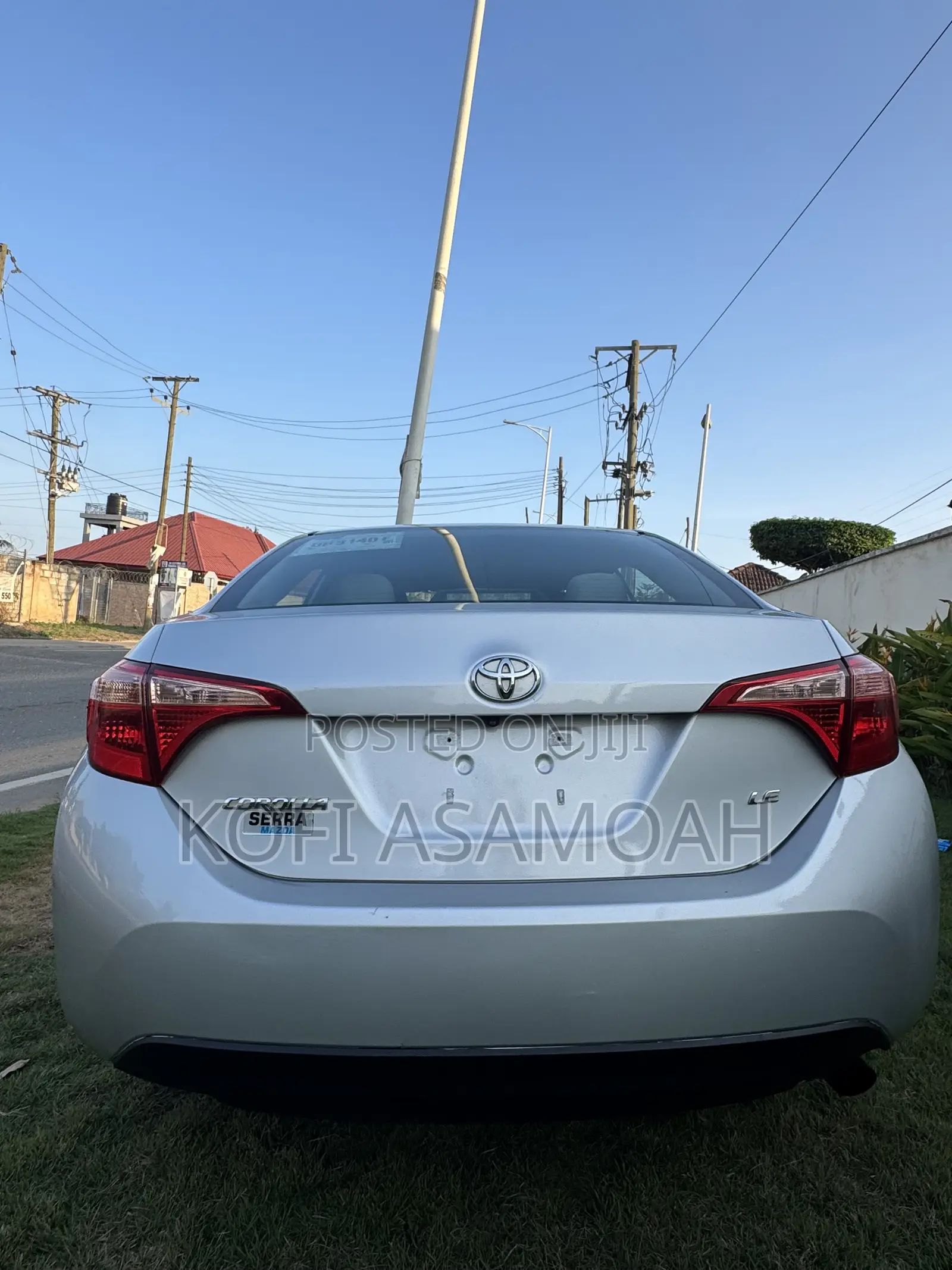 Toyota Corolla LE (1.8L 4cyl 2A) 2018 Silver