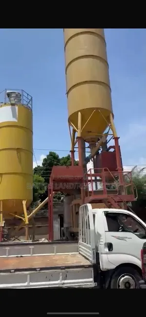Awcement and Fly Ash Storage Siloe Batching Plant