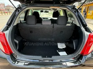 Toyota Vitz 2013 Black