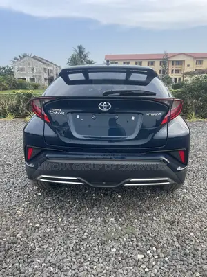 Toyota C-HR 2023 Blue