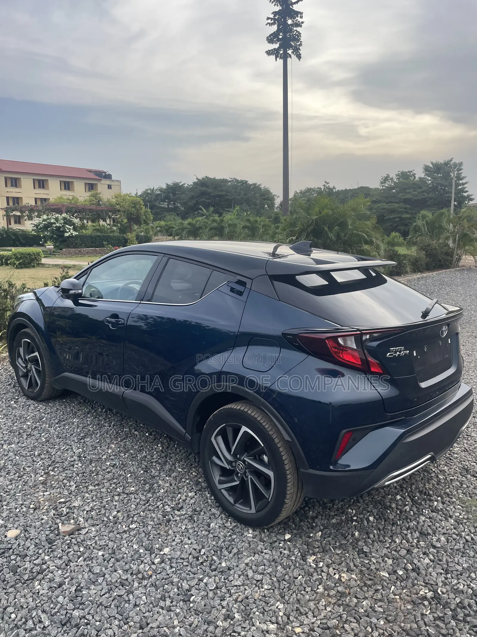 Toyota C-HR 2023 Blue