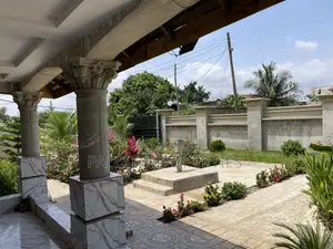 5bdrm House in Ahodwo Odaso, Kumasi Metropolitan for sale