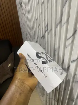 New Samsung Galaxy S20 128 GB Black