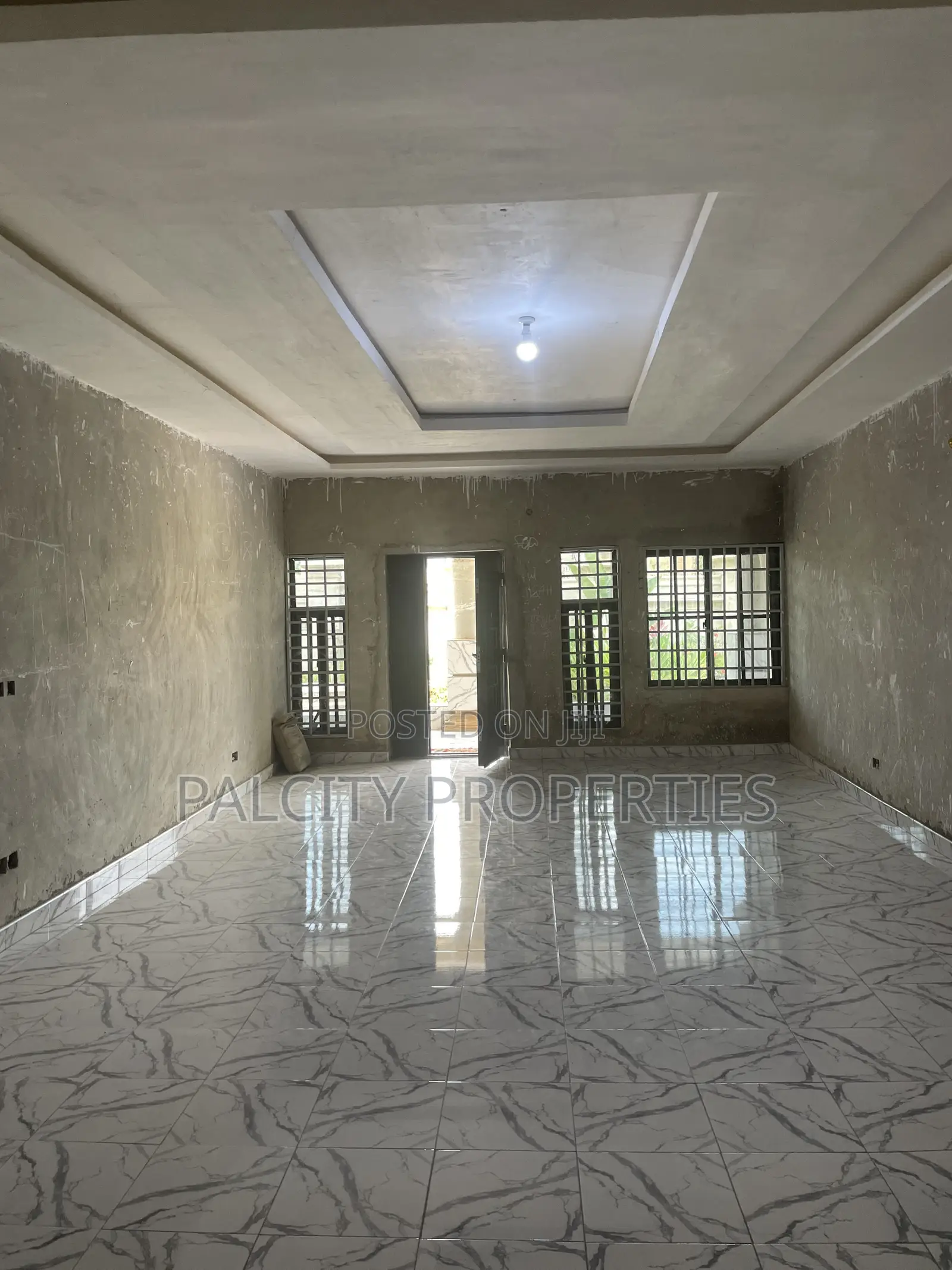 5bdrm House in Ahodwo Odaso, Kumasi Metropolitan for sale