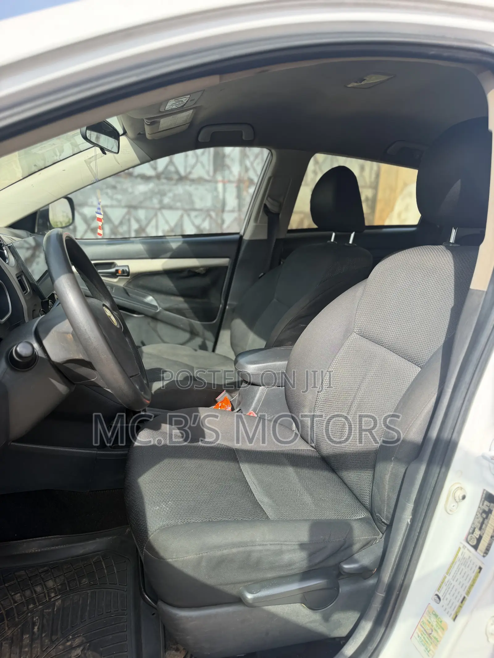 Toyota Matrix 2011 White