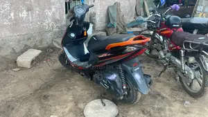 Suzuki GSR 2009 Black