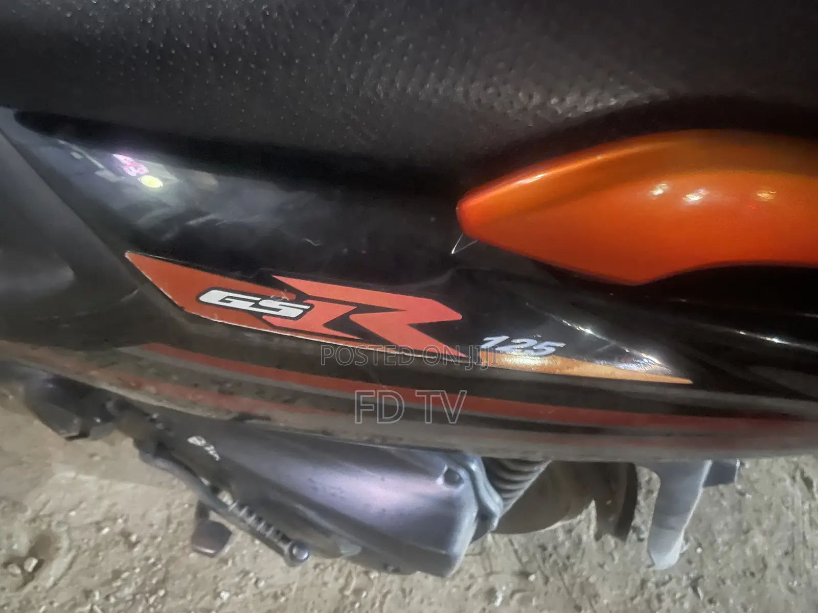 Suzuki GSR 2009 Black
