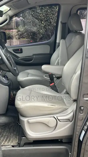 Hyundai Starex 2017 Grey