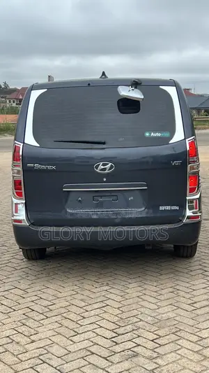 Hyundai Starex 2017 Grey