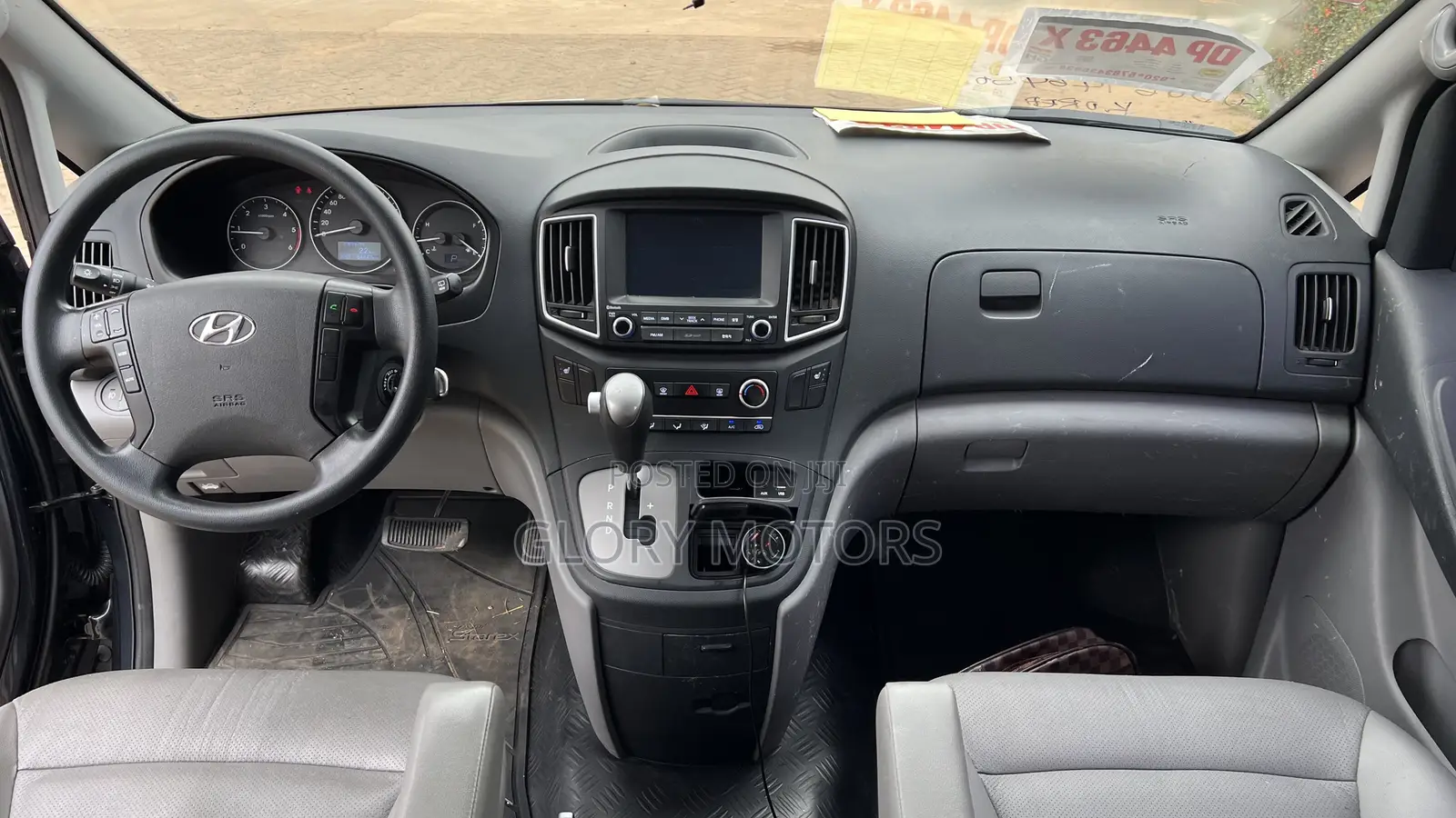 Hyundai Starex 2017 Grey