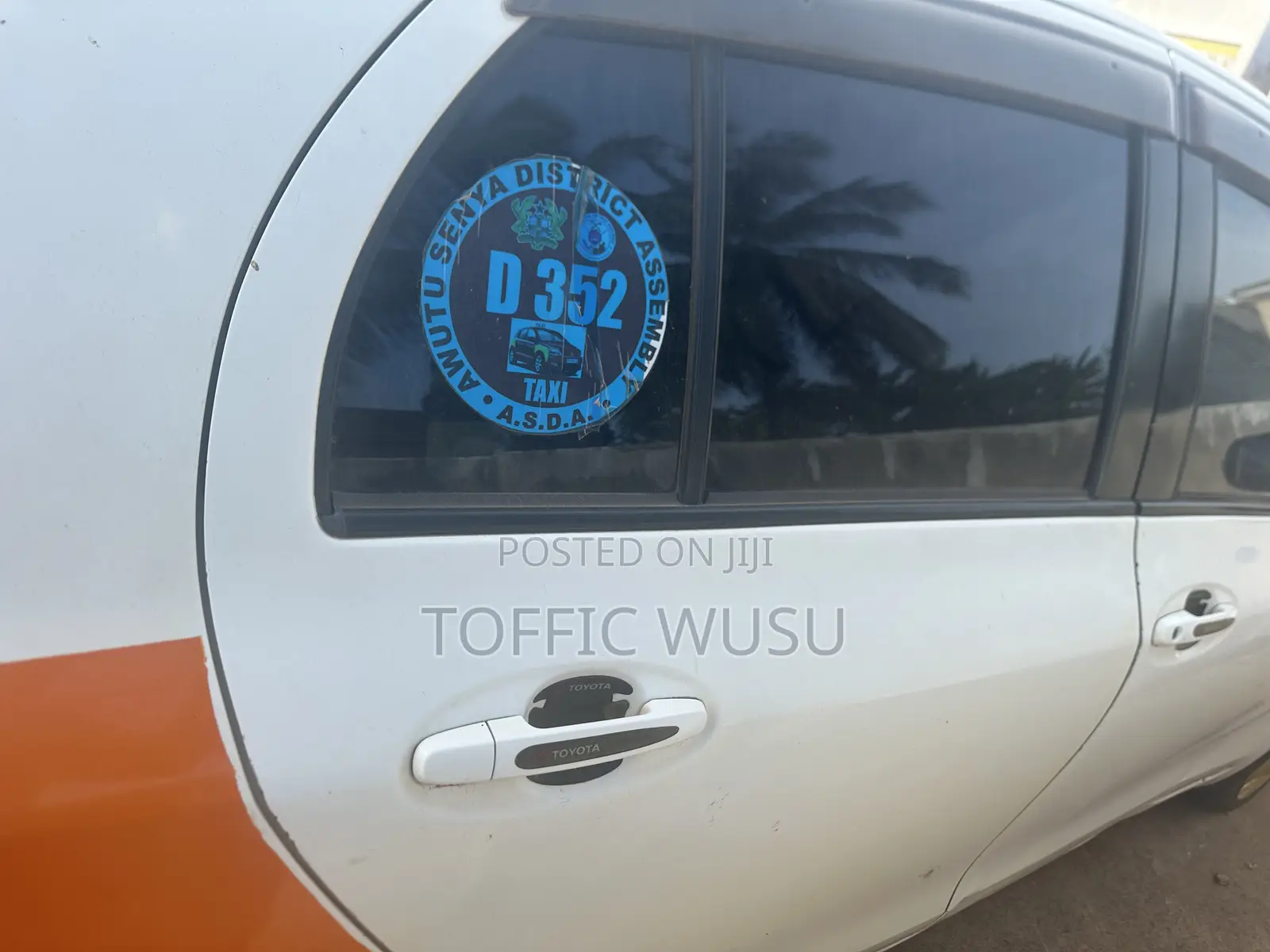 Toyota Vitz 1.0 FWD 5dr 2010 White