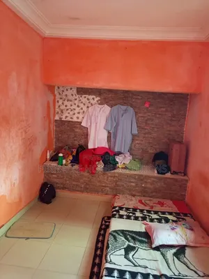 1bdrm Apartment in Malik Junction for rent