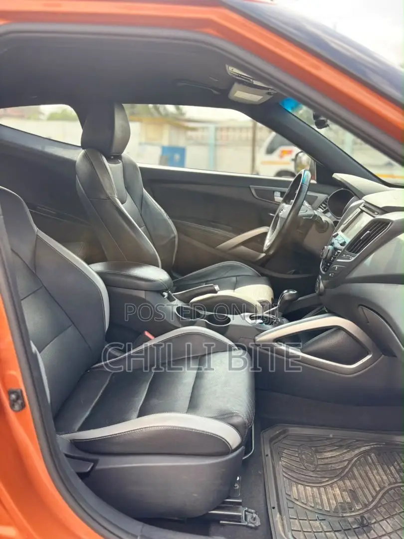 Hyundai Veloster 2015 Orange