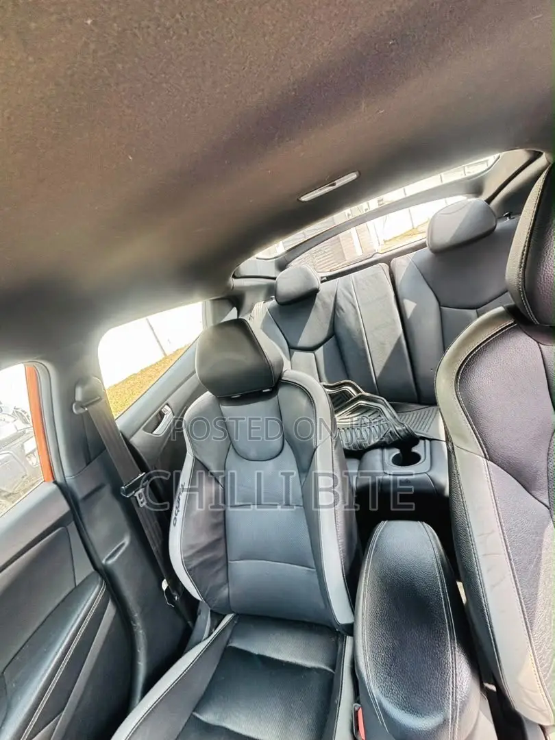 Hyundai Veloster 2015 Orange