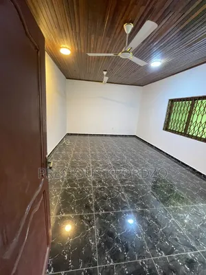 3bdrm Apartment in Botwe Highways, School Junction for rent