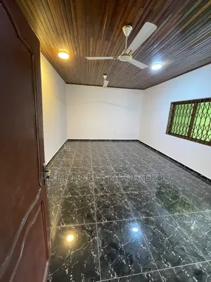 3bdrm Apartment in Botwe Highways, School Junction for rent