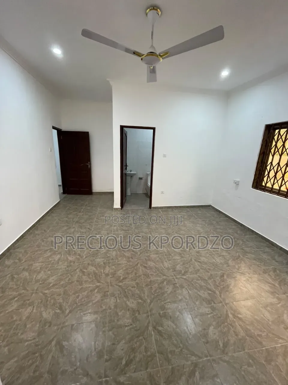 3bdrm Apartment in Botwe Highways, School Junction for rent