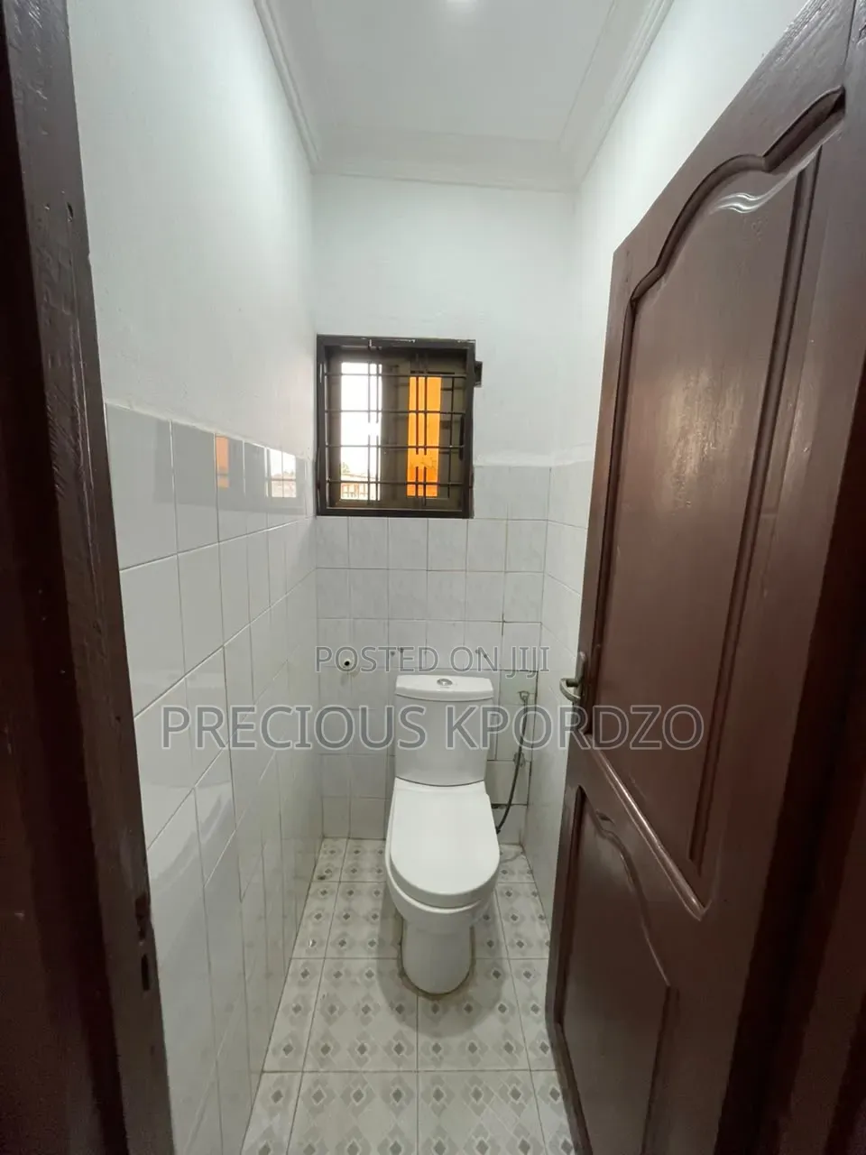 3bdrm Apartment in Botwe Highways, School Junction for rent