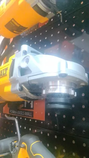 Dewalt Angle Grinder 7 Inches
