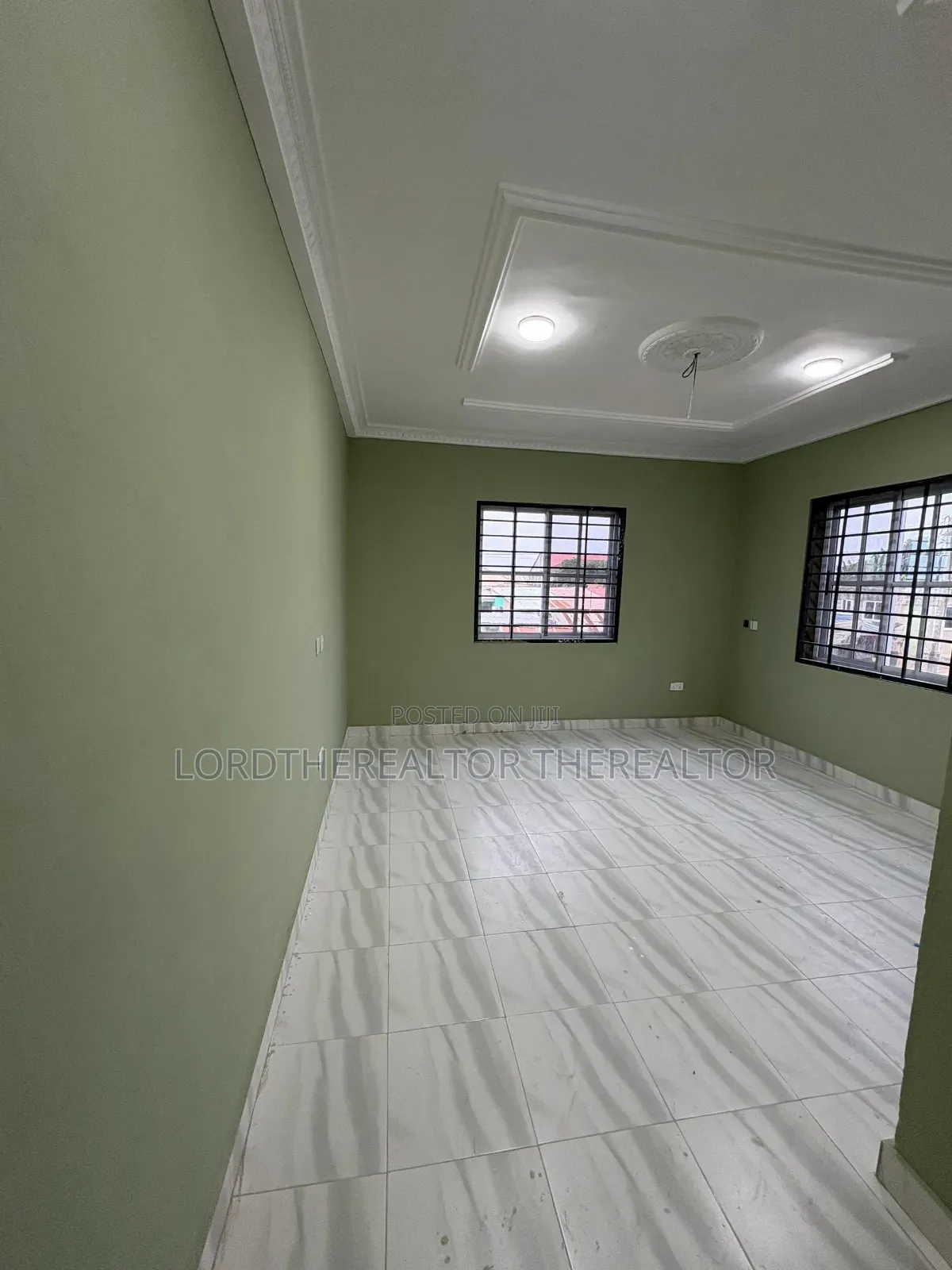 3bdrm Apartment in Last Stop for rent