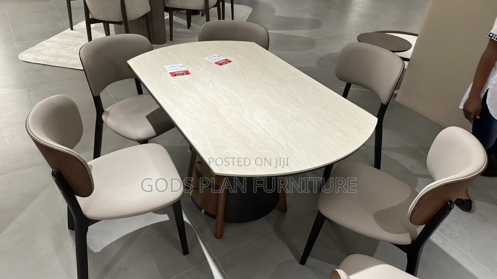 Luxury 6 Seater Adjustable Dining Set ( Ba. F.)