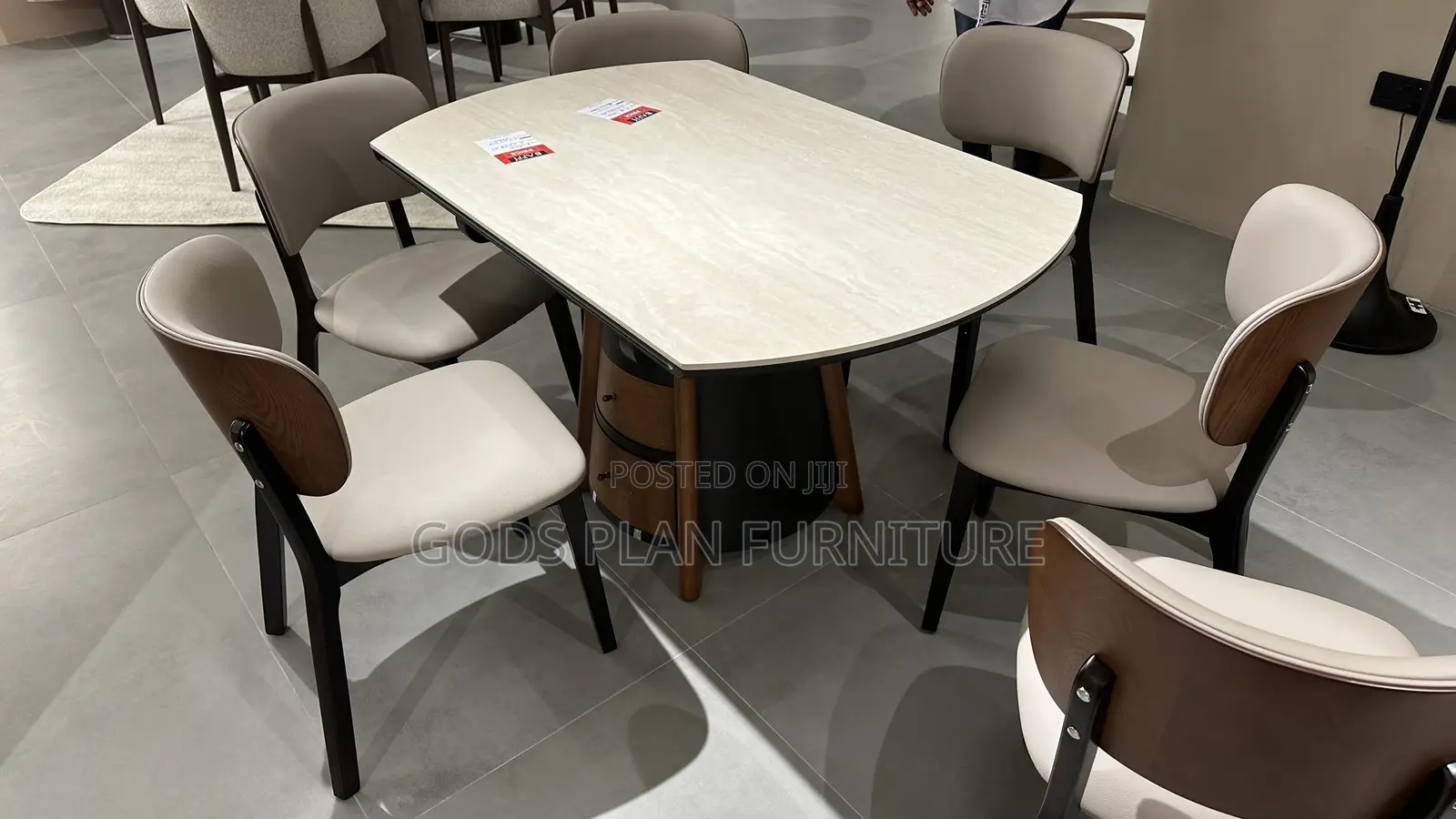 Luxury 6 Seater Adjustable Dining Set ( Ba. F.)