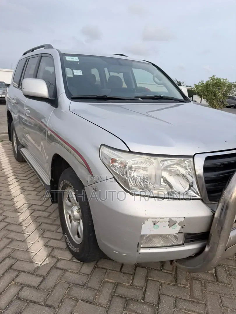 Toyota Land Cruiser 2013 Silver