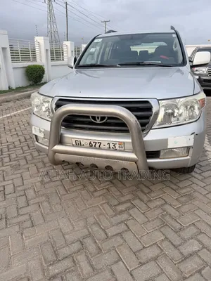 Toyota Land Cruiser 2013 Silver