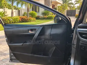 Toyota Corolla S 4dr Sedan (1.8L 4cyl CVT) 2016 Gray