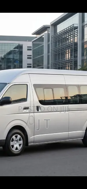 Toyota HiAce 2018 Grey