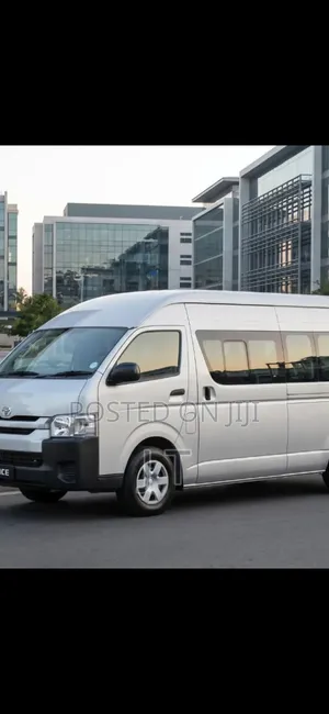 Toyota HiAce 2018 Grey