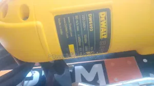 DeWalt Angle Grinder 2200W(9")