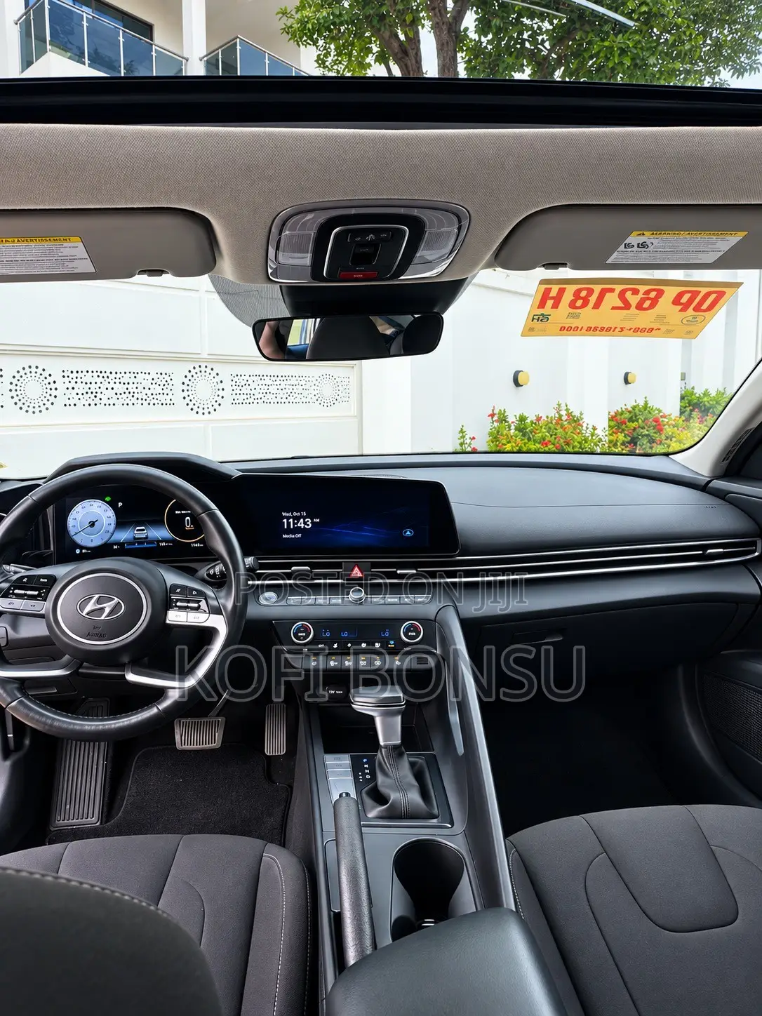 Hyundai Elantra Limited 2023 White