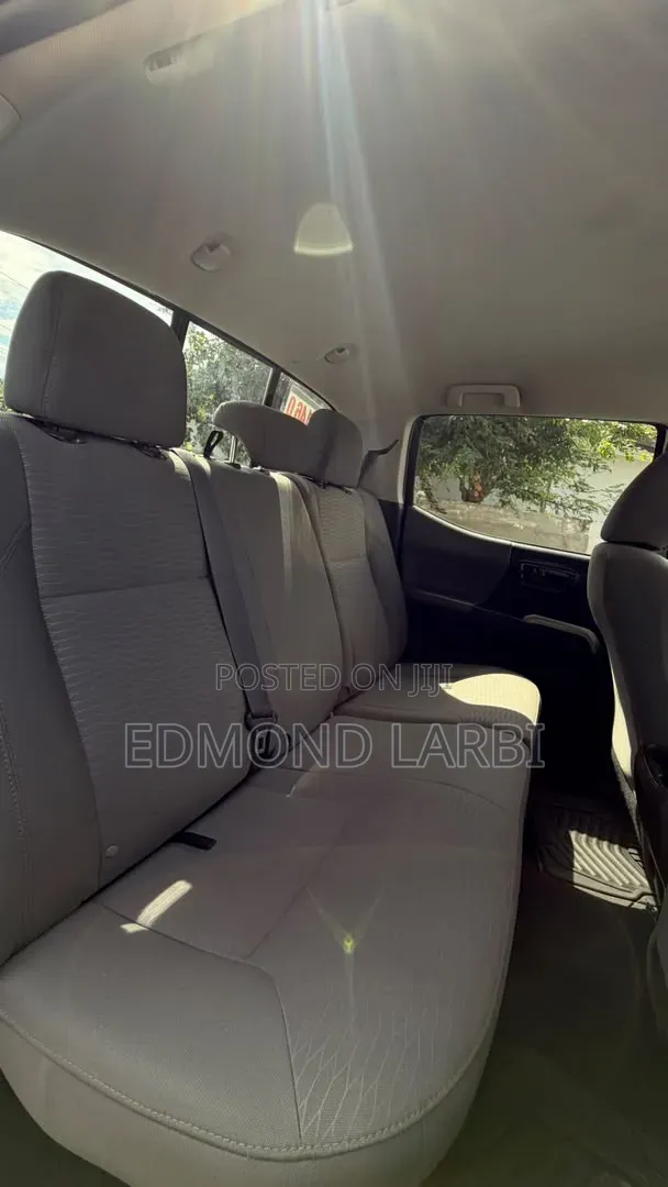 Toyota Tacoma 2017 White