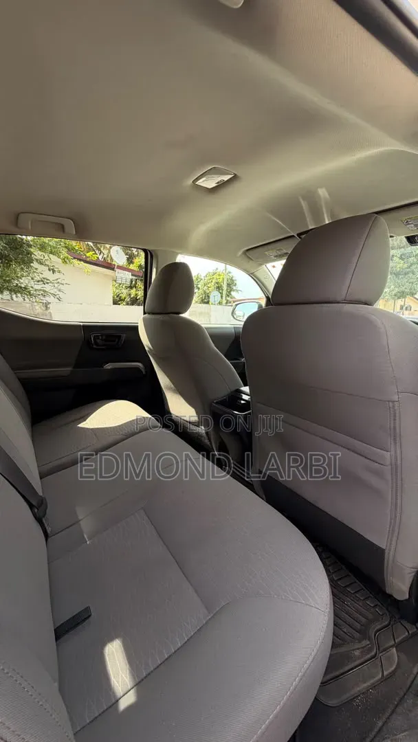 Toyota Tacoma 2017 White