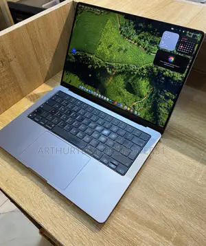 Laptop Apple MacBook Pro 2021 M1 16GB Apple M1 Pro SSD 512GB