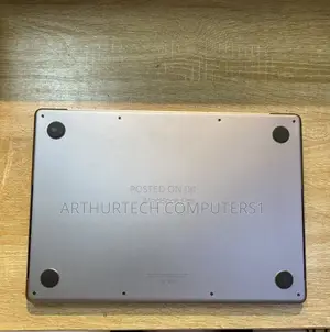 Laptop Apple MacBook Pro 2021 M1 16GB Apple M1 Pro SSD 512GB